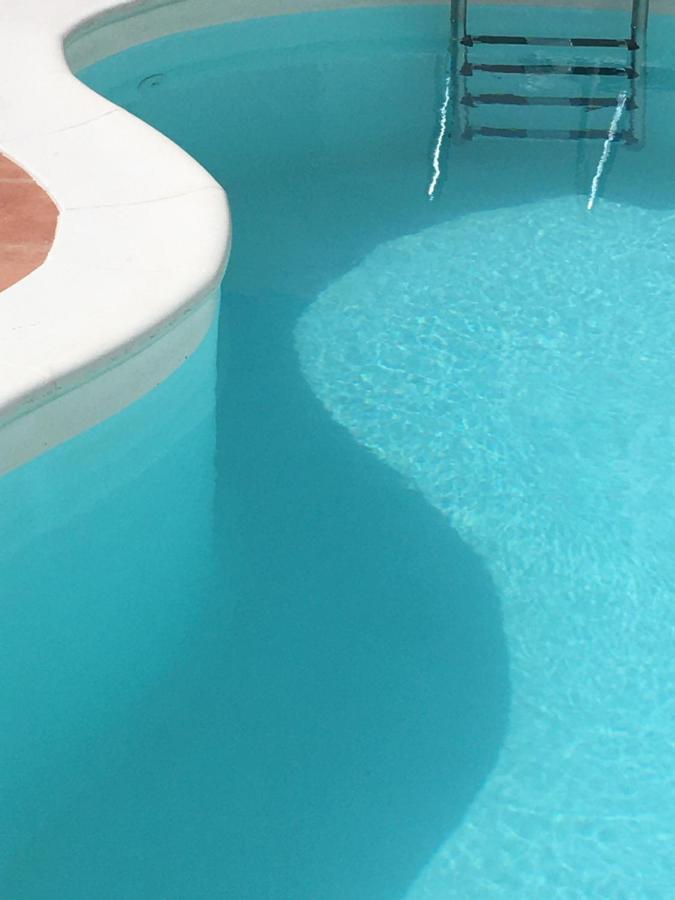 Surfers Retreat (Adults Only) Hostel Corralejo Bagian luar foto